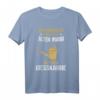 Alter Mann mit Giesskanne Garten Gärtner Schrebergarten T-Shirt - Lustiges Geschenk für Hobbygärtner, Rentner, Opa & Papa