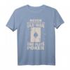 Unterschätzen Sie niemals einen alten Mann, der Poker spielt T-Shirt  Lustiges Geschenk für Pokerfans und Casinospieler