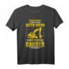 Alter Mann mit Bagger Baggerfahrer lustig Spruch Geschenk T-Shirt  Perfekt für Geburtstag, Weihnachten & Baustellenfans