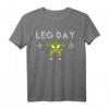 Leg Day Beintraining T-Shirt mit Krokodil - Lustiges Fitnessstudio Shirt für Kraftsportler & Bodybuilder als Geschenk