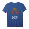 Herren SUP Shirt mit Sonnenuntergang und Palmen - Trendiges Stand Up Paddle T-Shirt für Wassersportler, Urlaub & Freizeit