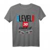 Geburtstagsshirt 30 Jahre Gamer Zocker Level 30 Unlocked T-Shirt  Perfektes Geschenk für E-Sportler, Nerds & Gaming-Enthusiasten