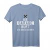 Die Garage ruft Geschenk Shirt für KFZ-Mechaniker & Automechaniker  Humorvolles T-Shirt für Werkstatt-Profis & Schrauber