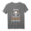 Nur der Metzger lächelt zurück - Sarkastisches Metzger T-Shirt für Beruf, Abschluss und Geschenkideen