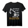 Herren T-Shirt 'Der tut nix der will nur Baggern'  Lustiges Baggerfahrer Motiv als Geschenk für Bauarbeiter, Baggerführer & Baumaschinenliebhaber