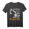 Herren T-Shirt 'Der tut nix der will nur Baggern'  Lustiges Baggerfahrer Motiv als Geschenk für Bauarbeiter, Baggerführer & Baumaschinenliebhaber