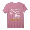 Herren T-Shirt 'Der tut nix der will nur Baggern'  Lustiges Baggerfahrer Motiv als Geschenk für Bauarbeiter, Baggerführer & Baumaschinenliebhaber