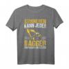 Baggerfahrer Studieren Kann Jeder Bagger Baggerführer T-Shirt - Perfektes Geschenk für Bauprofis und Baggerliebhaber