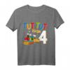 Kinder 4. Geburtstag Eisenbahn Zug T-Shirt für Jungen - Lustiges Geschenk mit Lokomotiv-Design und Spruch 'Tut Tut Ich Bin 4' für Geburtstag & Kindergarten