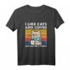Lustiges Katzen und Kaffee T-Shirt mit Liebeskatzen Design - Retro Vintage Motiv für Katzenliebhaber, Männer, Frauen, Mädchen & Jungen