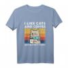 Lustiges Katzen und Kaffee T-Shirt mit Liebeskatzen Design - Retro Vintage Motiv für Katzenliebhaber, Männer, Frauen, Mädchen & Jungen