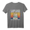 Lustiges Katzen und Kaffee T-Shirt mit Liebeskatzen Design - Retro Vintage Motiv für Katzenliebhaber, Männer, Frauen, Mädchen & Jungen
