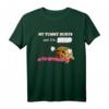 Mein Bauch tut weh und ich bin sauer auf die Regierung Meme T-Shirt  Lustiges Design für Magen- und Verdauungsprobleme