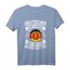 Deutscher durch Geburt Ossi durch die Gnade Gottes T-Shirt  Lustiges DDR Design für Ostdeutsche mit Humor