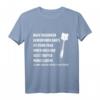 Nach Tausenden Geworfenen Darts Ist Meine Frau Beste Treffer T-Shirt  Lustiges Dart Design für Hobby- und Turnierspieler