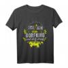 Ich Bin Ein Dorfkind und Stolz Drauf Bauern-T-Shirt mit Kuh, Schwein, Ziege & Hähnchen  Perfekt als Geschenk für Landwirte & Landkinder