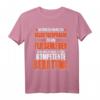 Lustiges Fliesenleger T-Shirt - Perfektes Geschenk für Bauprofis, Handwerker & Fliesenleger Freunde zu Geburtstagen, Weihnachten & Feiertagen