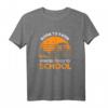 Lustiges Bauer T-Shirt Geboren in der Schule Landwirtschaft - Perfektes Geschenk für Landwirte, Familienmitglieder und Liebhaber landwirtschaftlicher Themen