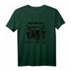 Landwirt T-Shirt mit Spruch »Nur ein Held fährt aufs Feld«  Lustiges Bauern-Shirt für Traktorliebhaber, Viehzüchter, Geburtstags- & Weihnachtsgeschenk