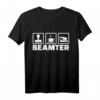 Beamter T-Shirt mit Stempel, Kaffee & Aktenordner  Klassisch geschnittenes Geschenk für Beamte im öffentlichen Dienst