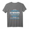 Stolzer Schwager einer Schwägerin - Lustiges Geschenk T-Shirt für Geburtstag & Weihnachten, Klassisch geschnitten