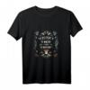 Whisky Is Water Vintage Look Design T-Shirt  Witziges Spirituosen Shirt für Whisky-Liebhaber im Retro-Stil
