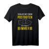 Herren Postbote T-Shirt mit Spruch & Motiv  Perfektes Geschenk für Briefzusteller zu Weihnachten & Geburtstag