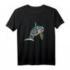 Orca Motiv Wale Schwertwal Design T-Shirt mit Rückenflosse  Maritimes Tiermotiv für Meerestier-Fans