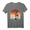 Retro Violinschlüssel Klaviatur T-Shirt für klassische Musiker  Stylisches Design für Pianisten und Musikliebhaber