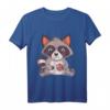 Waschbär mit Keks T-Shirt  Lustiges Tier-Design für Damen und Herren, perfekte Geschenkidee für Keks- und Waschbärenliebhaber