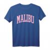 Preppy Varsity Pink Malibu California T-Shirt für Frauen und Teen Girls - Retro Y2K Style & Trendiges Fashion-Design