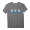 Lustiges Anwalt T-Shirt mit Optimist & Pessimist Glas für Jurastudenten & Rechtsanwälte  Humorvolles Geschenk für Juristen