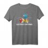 Elektriker T-Shirt mit Elektrizität, Ohm und Spannung - Lustiges Retro/Vintage Geschenk für Elektriker, Elektroniker & Elektroinstallateure zu Geburtstag, Weihnachten & mehr