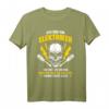Elektronisches T-Shirt für Handwerker & Elektriker - Werkzeug & Volt Motiv, Geschenkidee für Elektriker, Elektronik-Männer & Meister