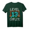Level 13 Complete Gaming T-Shirt für Jungen zum 13. Geburtstag  Perfektes Geschenk für junge Zocker, die Berge bauen, Höhlen erforschen und Tempel plündern