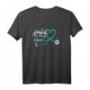 Pflegerin und Altenpflegerin Geschenke - Pflegeberufe T-Shirt mit Spruch 'Das Herz wird nicht dement' für Geburtstag, Weihnachten & Jubiläum
