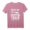 Train Driver Lokführer Zug fahren Geschenk Beruf Lokomotive T-Shirt - Klassisch geschnitten, doppelt genähter Saum