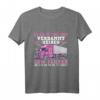 Ich Bin Die Frau Eines Verdammt Heißen LKW Fahrers T-Shirt - Lustiges Geschenk für Trucker, Fernfahrer & Berufskraftfahrer zu Geburtstag & Weihnachten