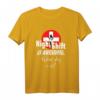 Lustiges Nachtschicht T-Shirt für Krankenschwestern & Pflegepersonal  Das perfekte Geschenk für Pflegekräfte mit Humor