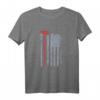Feuerwehr T-Shirt mit amerikanischer Flagge und roter Axt  Perfektes Geschenk für Feuerwehrleute, Feuerwehrfans & Patriotische Einsätze