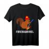 Feuerwehr Süßes Eichhörnchen Nagetier Feuerwehrmann T-Shirt  Lustiges Geschenk für Feuerwehrleute, Tierfreunde & Kinder
