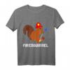 Feuerwehr Süßes Eichhörnchen Nagetier Feuerwehrmann T-Shirt  Lustiges Geschenk für Feuerwehrleute, Tierfreunde & Kinder
