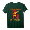 Feuerwehrmann im Training T-Shirt für Kinder Jungen  Lustiges Feuerwehr Geschenk für Geburtstag, Weihnachten, Fasching & Karneval