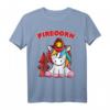 Feuerwehrmann Einhorn mit rotem Feuerwehrhelm T-Shirt  Perfektes Geschenk für Feuerwehrleute, Sanitäter und Feuerwehr-Fans