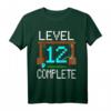 Level 12 Complete Gaming T-Shirt zum 12. Geburtstag für Jungen - Perfektes Geschenk für Videospiel-Zocker, Bergbauer und Abenteurer