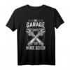 Die Garage Ruft Ich Muss Gehen Werkstatt Mechaniker T-Shirt  Lustiges Tuning & Schrauber Outfit für Kfz-Profis