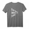 Es ist nicht einfach, ich zu sein. Lustiges Selbstironie Spruch T-Shirt  Ideales Geschenk für Freunde & Familie