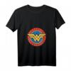 DC Comics Wonder Woman Circle Logo T-Shirt mit V-Ausschnitt  Lizenziertes Superhelden-Design für Damen