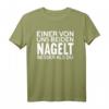 Einer von uns beiden nagelt besser als du  Lustiges Dachdecker Spruch T-Shirt für Handwerker & Dachdecker bei der Arbeit