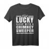 Schornsteinfeger T-Shirt Geschenk - Glücksbringer Spruch für Kaminkehrer & Handwerker, lustiges Berufskleidungsgeschenk für jeden Anlass